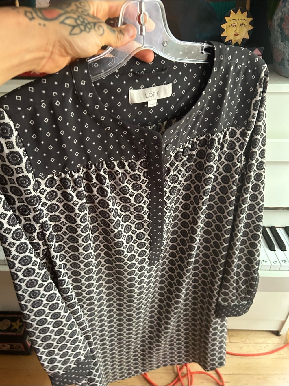LOFT Black White Printed Tunic Dress Long Sleeve Shift Women’s Size Medium - Picture 2 of 15
